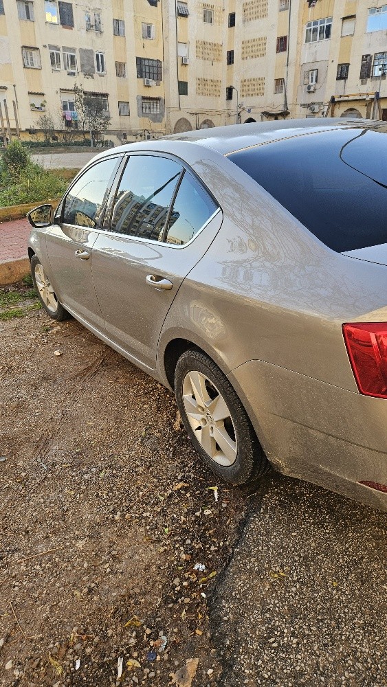 سكودا اوكتافيا - 4
