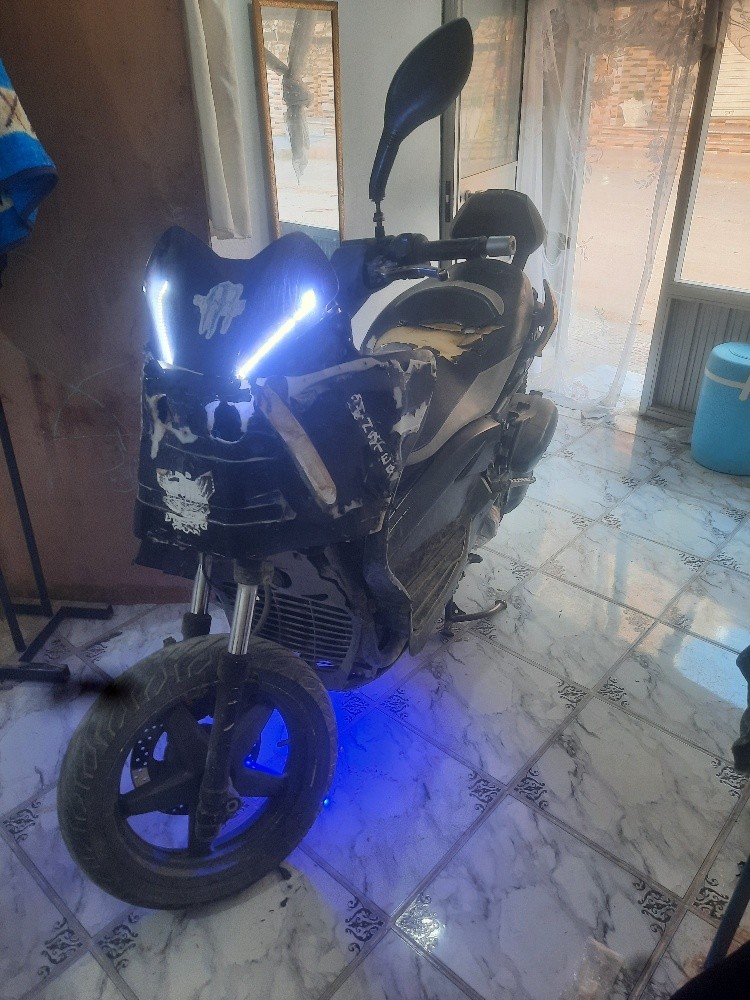Yamaha xmax125 - 1