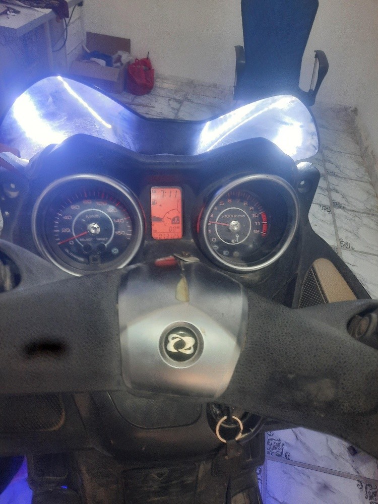 Yamaha xmax125 - 2