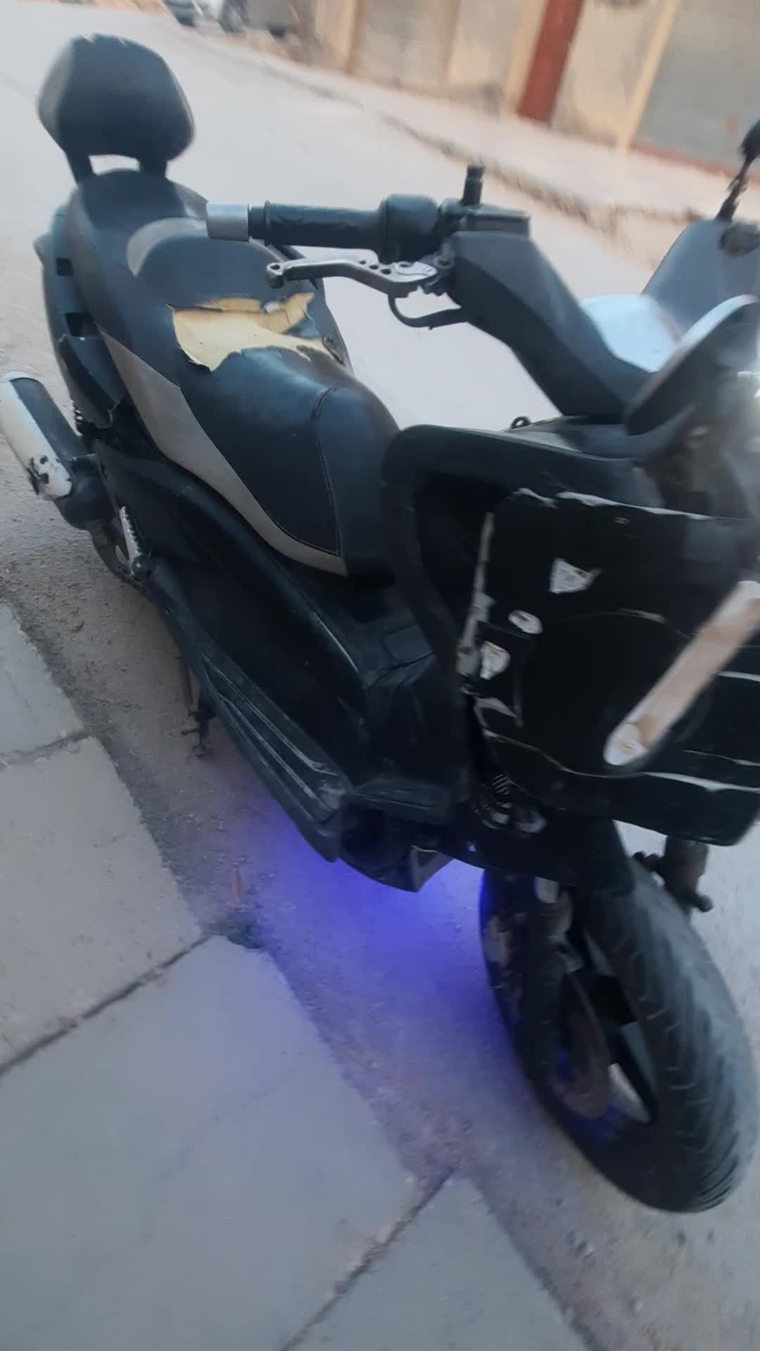 Yamaha xmax125 - 8