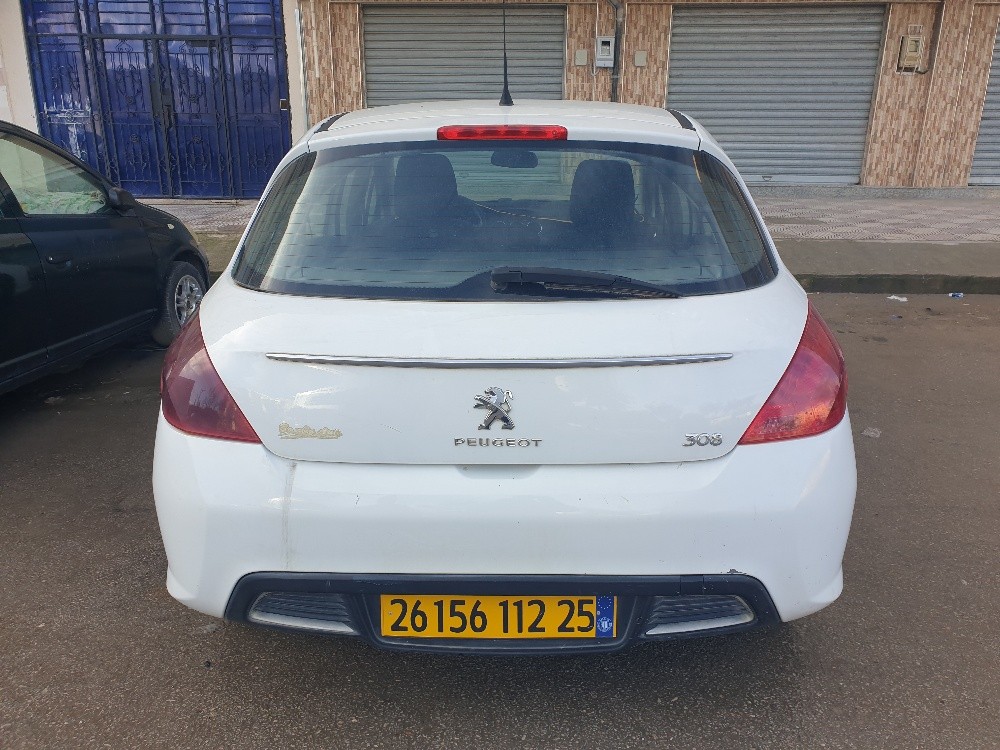 Peugeot 308 - 1