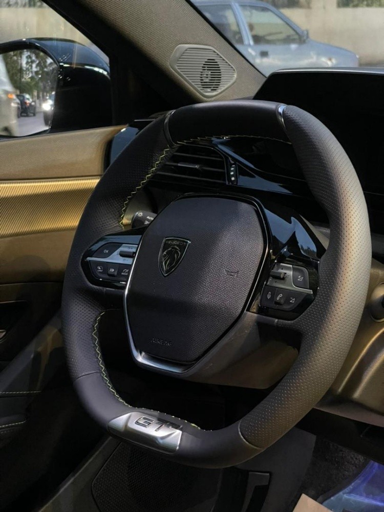 peugeot 308 gt - 2