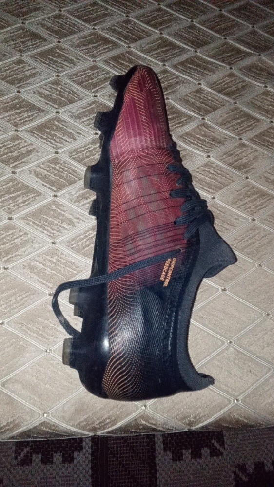 حذاء رياضي نوع بوما الترا - 8