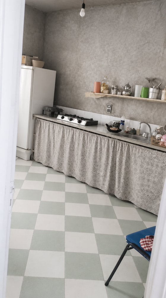 Maison à vendre dans un emplacement très stratégique et calme, - 4