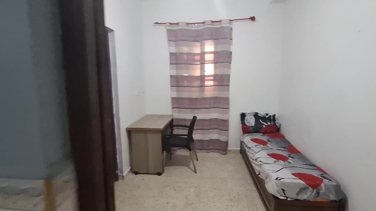 شقة ٣ غرف مجهزة سكيكدة - 9