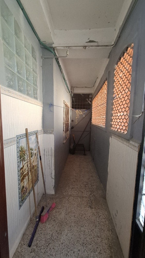 شقة ٣ غرف مجهزة سكيكدة - 2