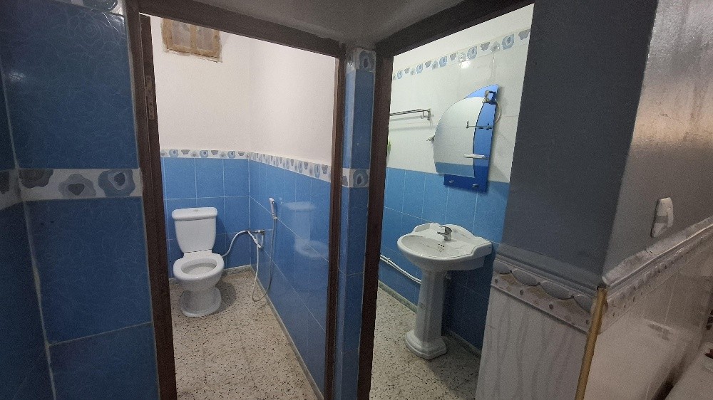 شقة ٣ غرف مجهزة سكيكدة - 5