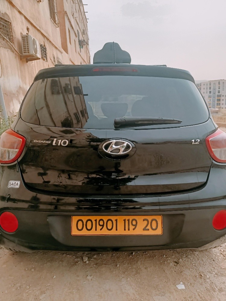 هيونداي اي 10 - 5