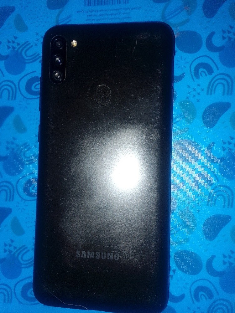 SAMSUNG GALAXIE M11 - 4