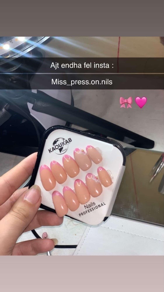 pres on nails - 7