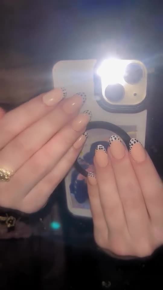 pres on nails - 9