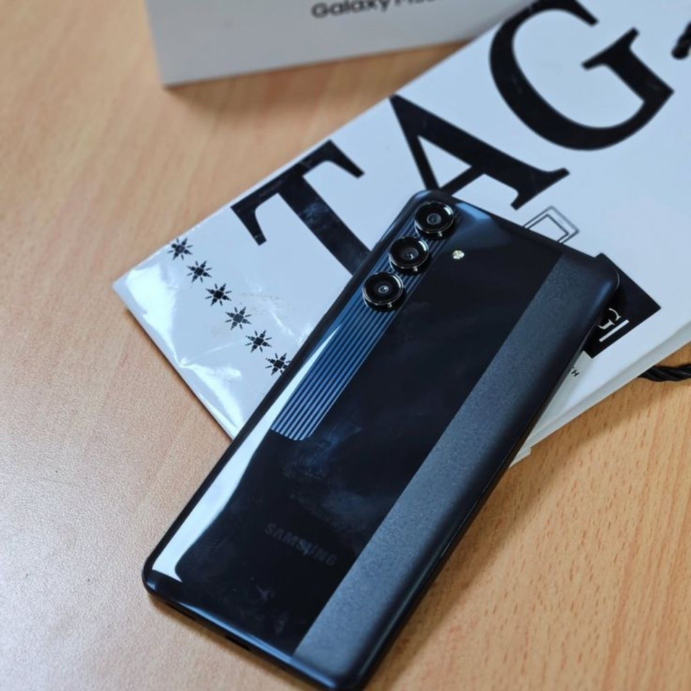 Samsung  - 1