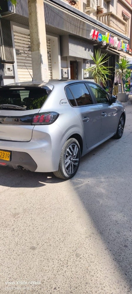 Peugeot  - 6