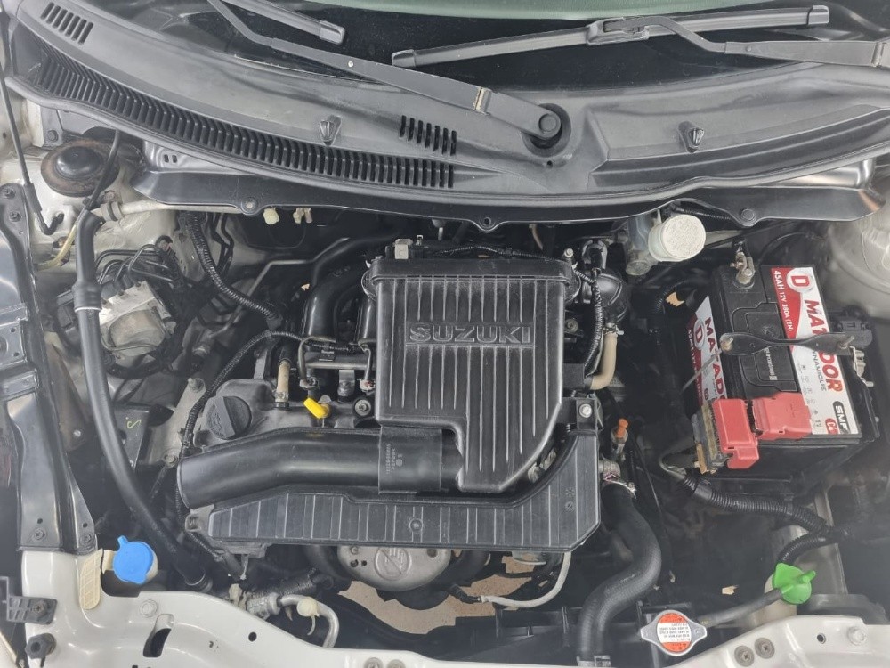 Suzuki Swift - 9
