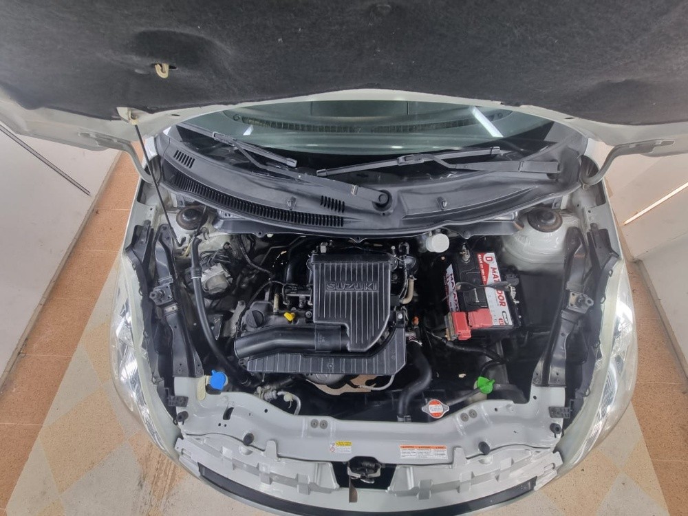 Suzuki Swift - 12