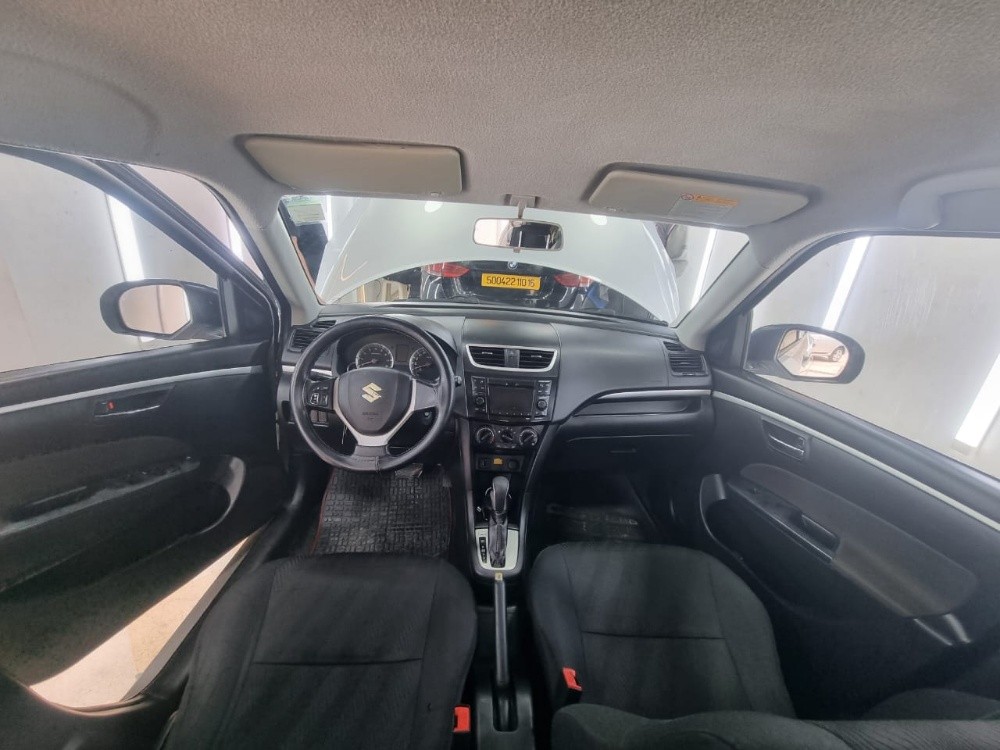 Suzuki Swift - 11