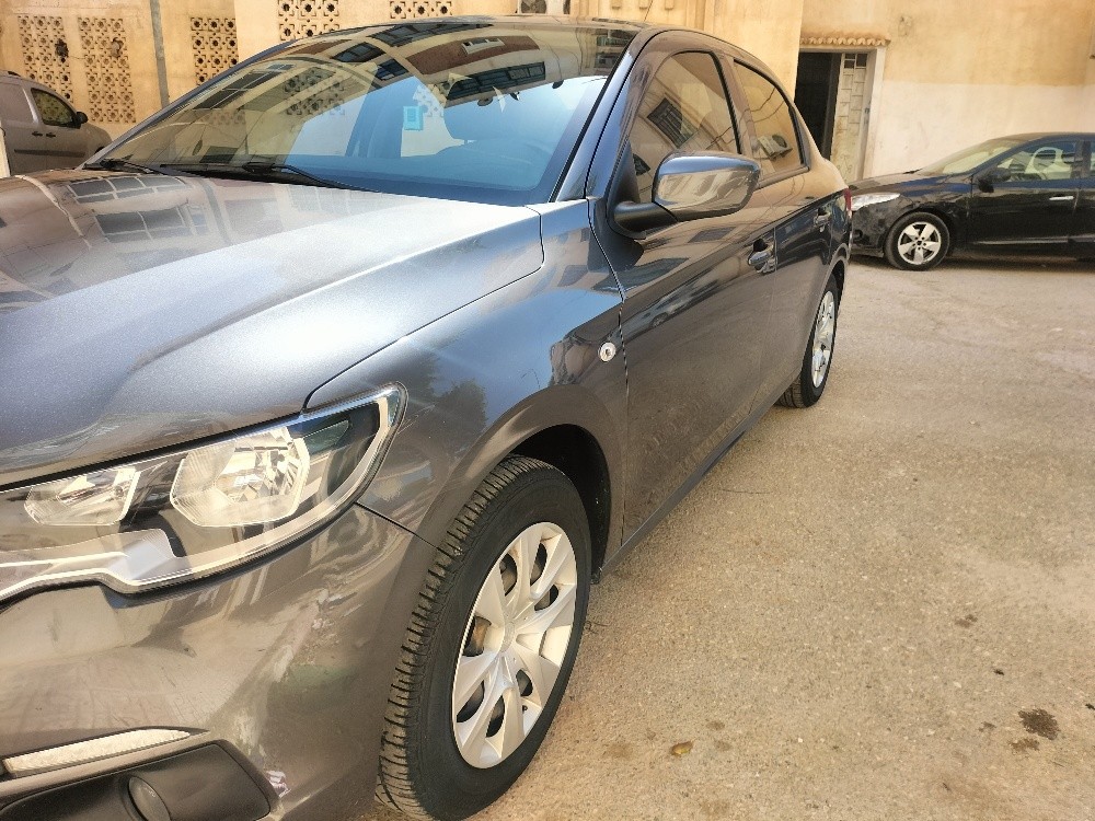 Peugeot 301 - 13