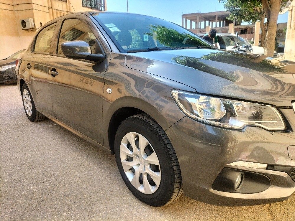 Peugeot 301 - 9