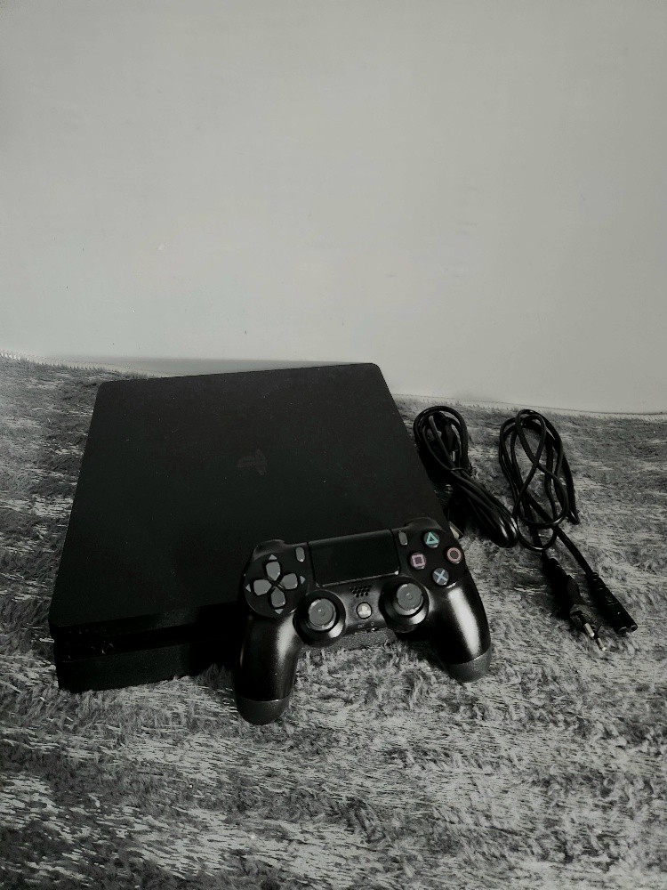 Ps4 slim 500g fih les jeux - 2