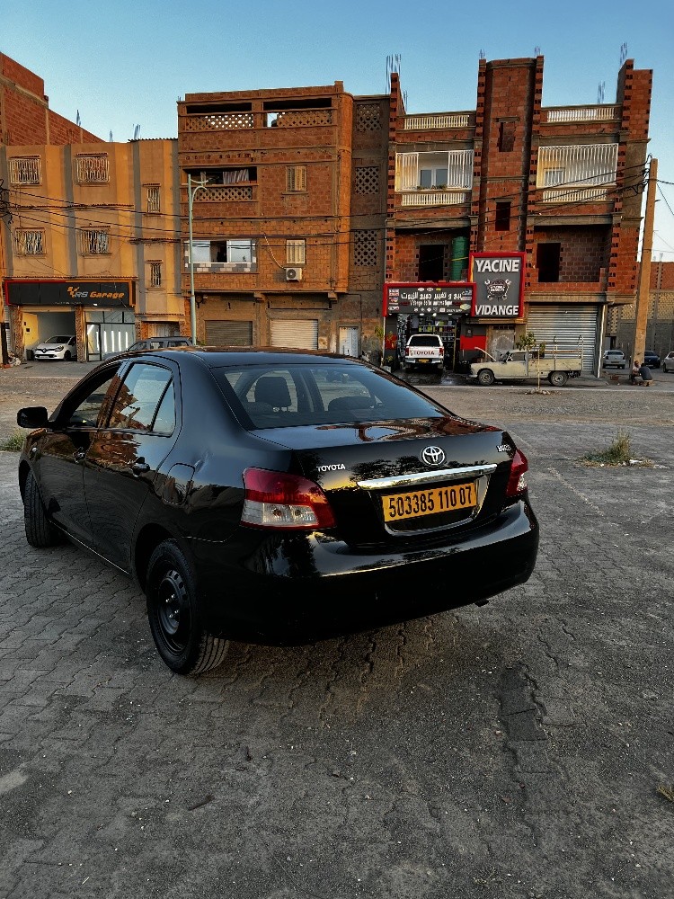 تويوتا ياريس - 3