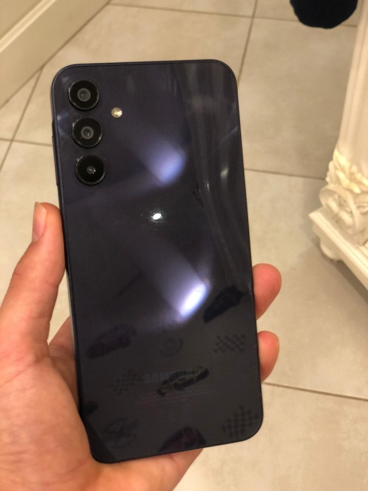 Samsung a15 - 2