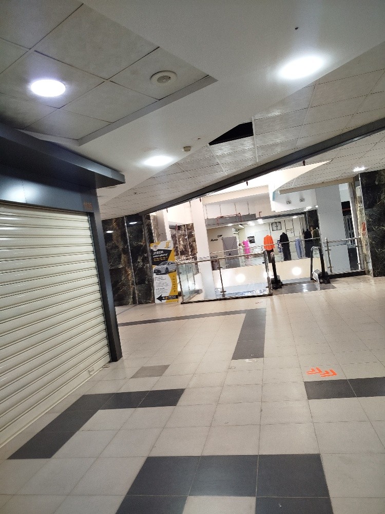 Local commercial mohamadia - 2