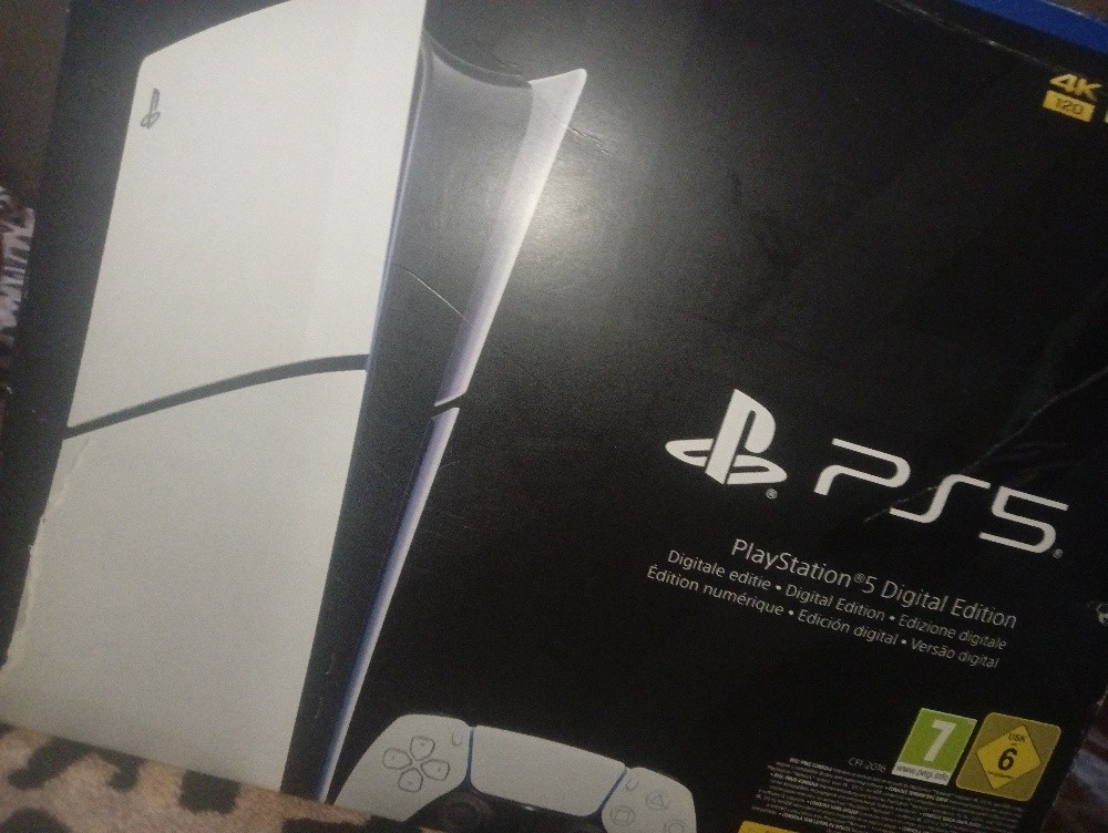 playstation 5 slim digital - 1