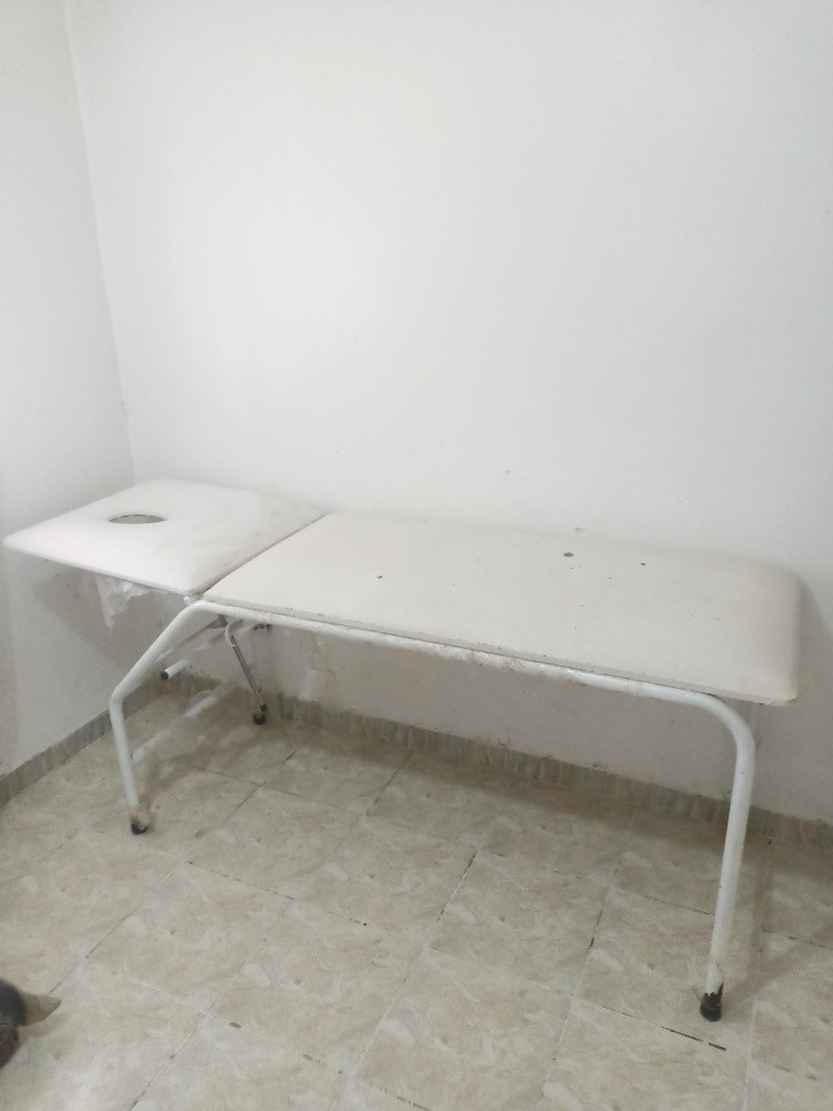 table hijama et massage - 1