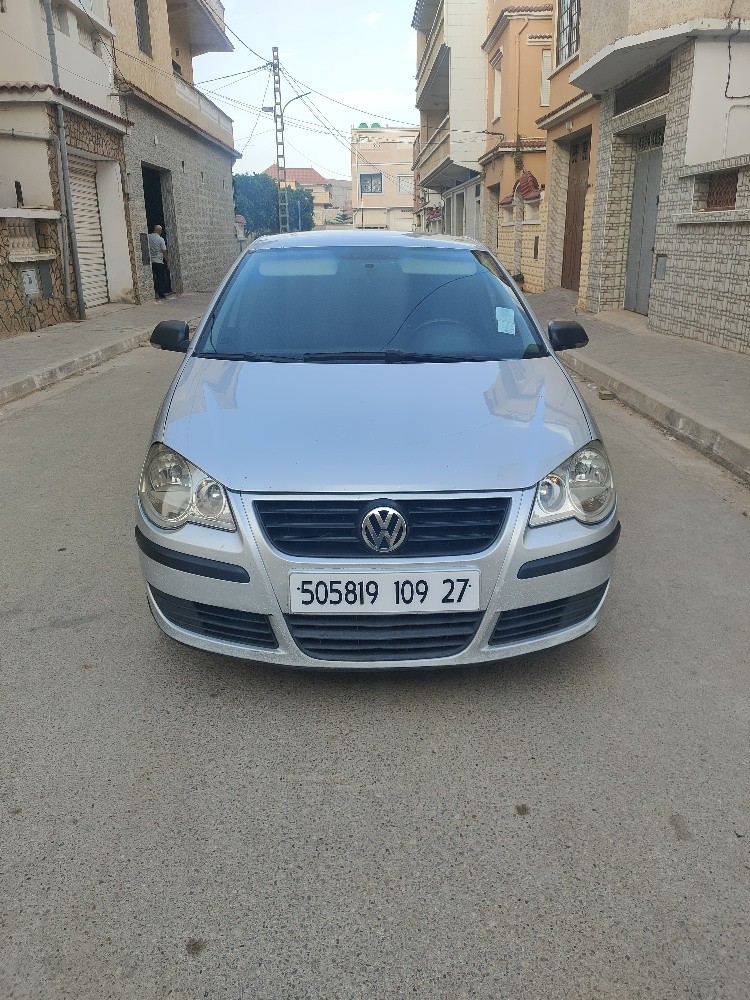 Polo police 2009 - 1