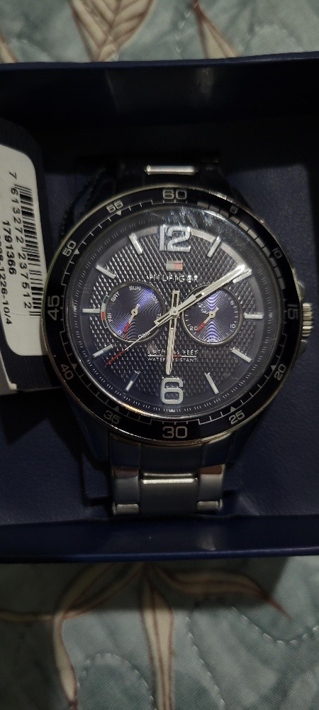 Tommy Hilfiger - 3