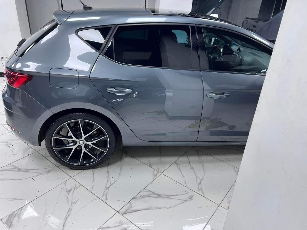 seat leon  - 8