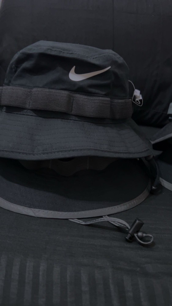 Bob Nike - 4