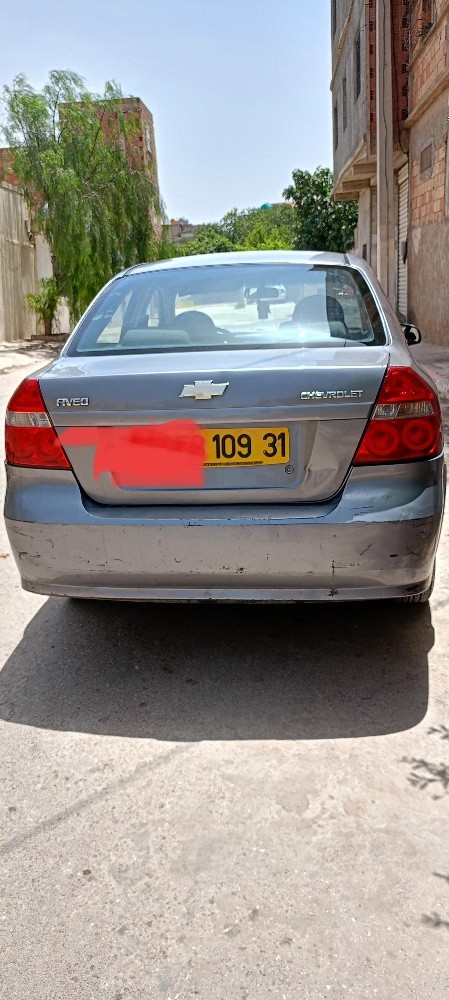  أفيو شوفرولي 2009 - 3