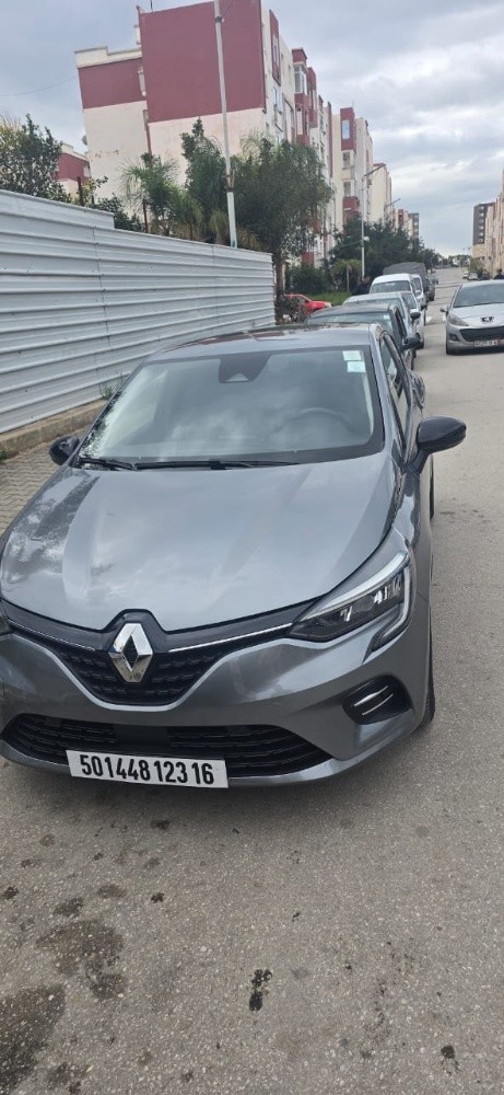 clio 5 - 11