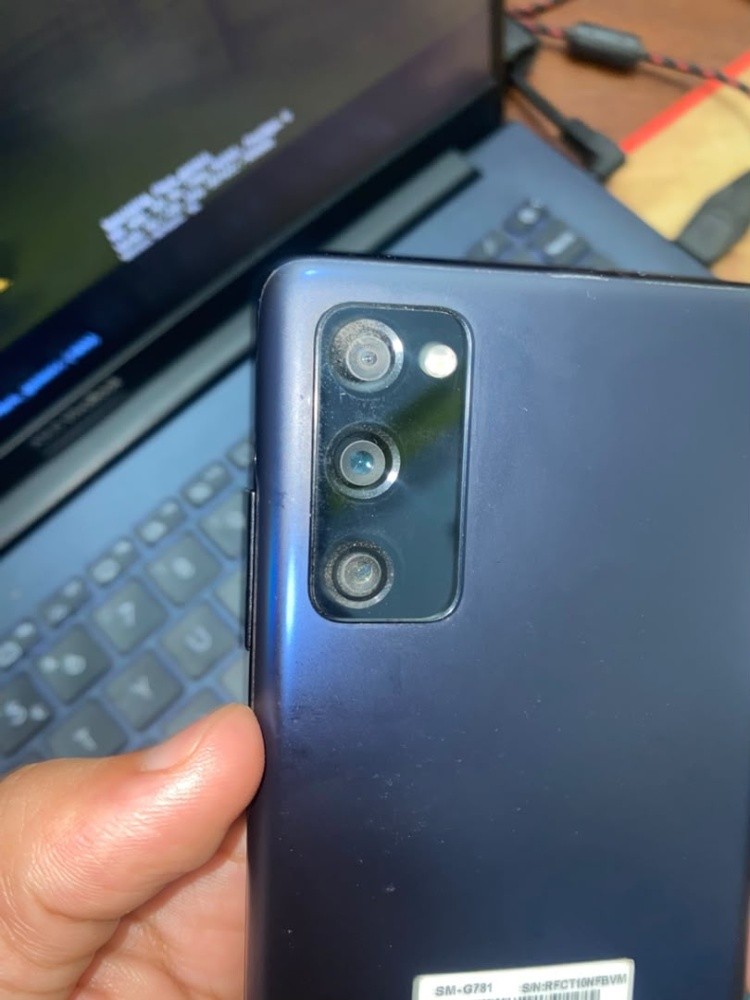 Samsung galaxy S20 FE 5G - 2