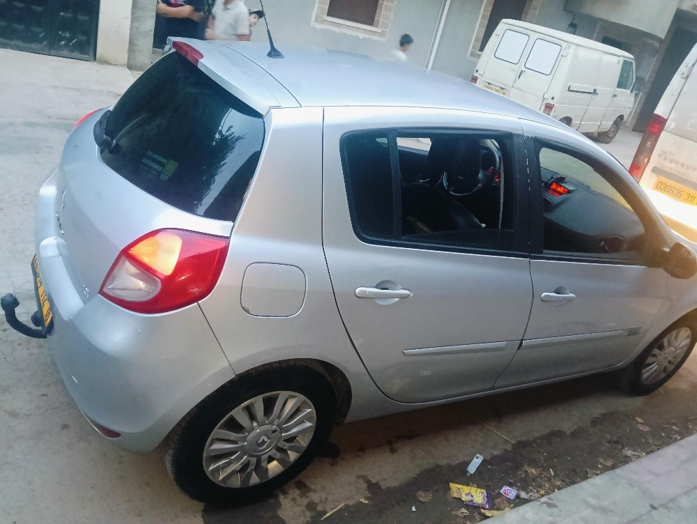 Clio 3 Dci 2012 Night and day - 6