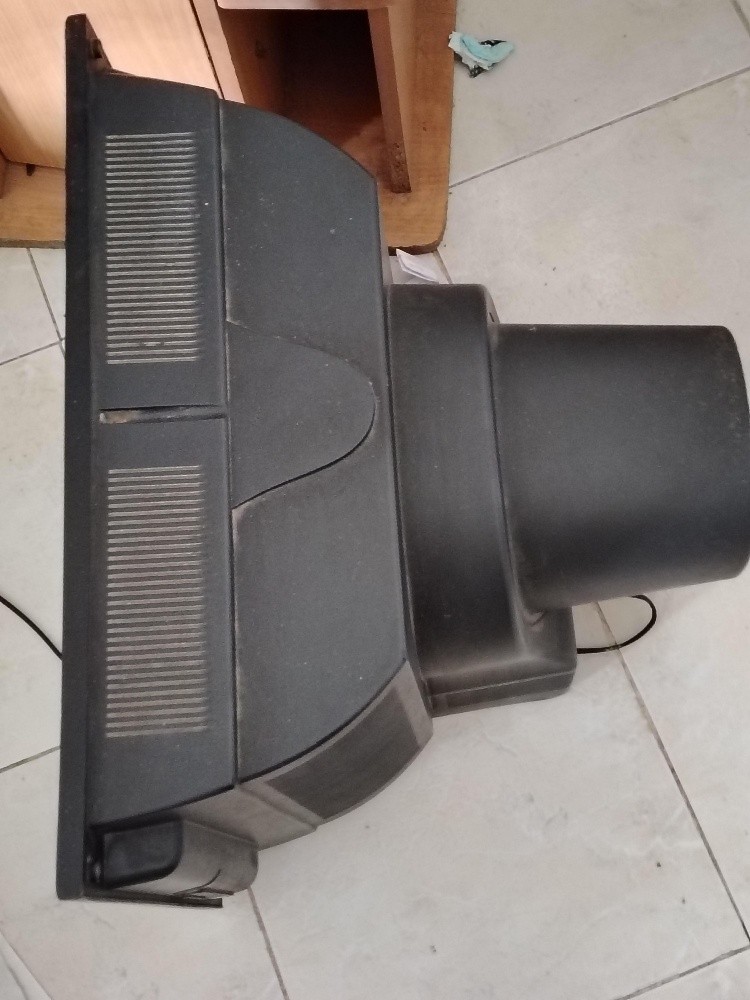 Télévision ENIE flatrone  (CRT) - 7