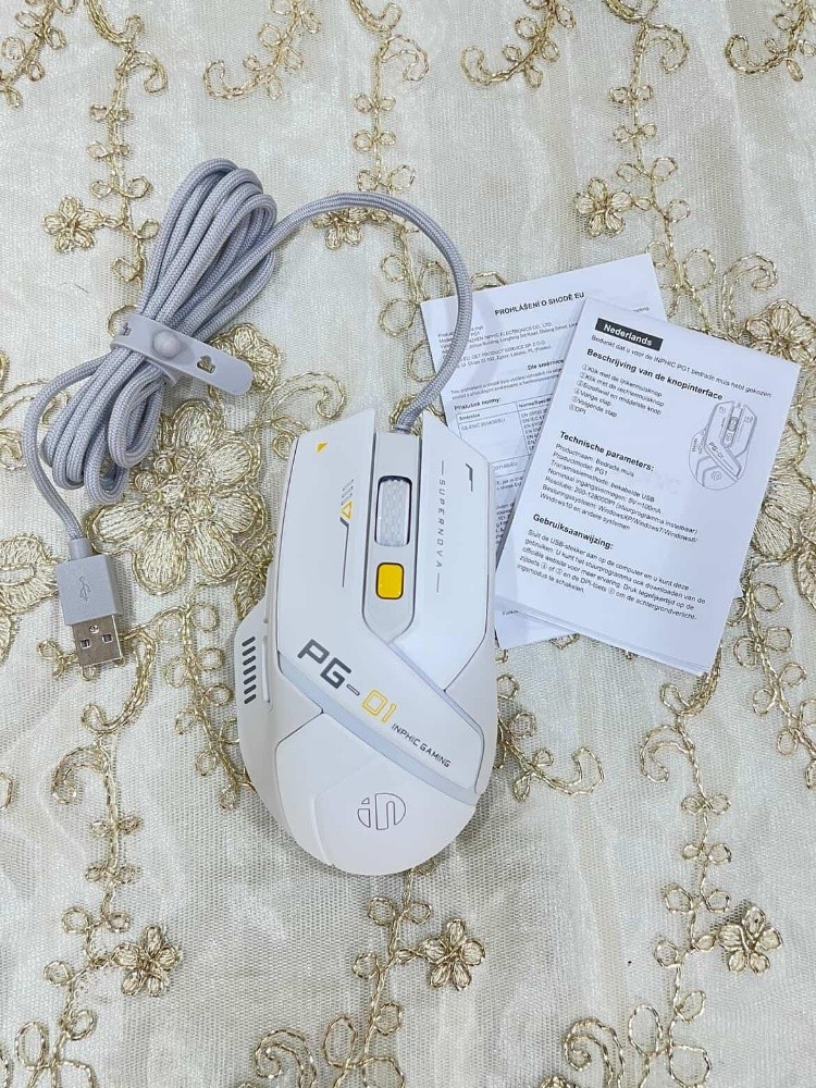 Une souris  Microphone gaming - 2