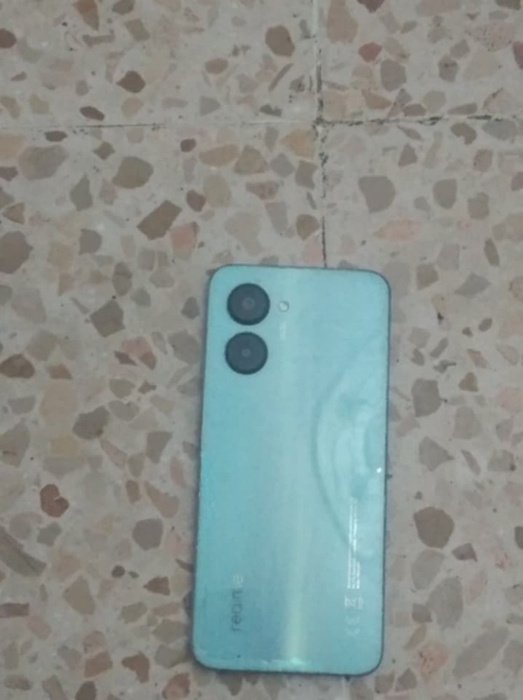 ريلمي سي 33 - 1
