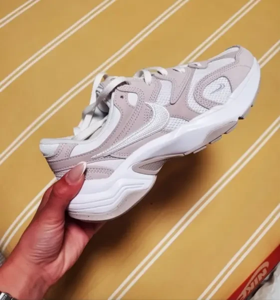 Nike - 1