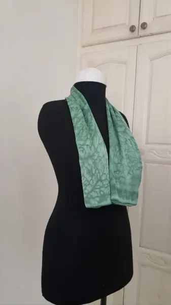 Foulard en soie peint à la main - 1