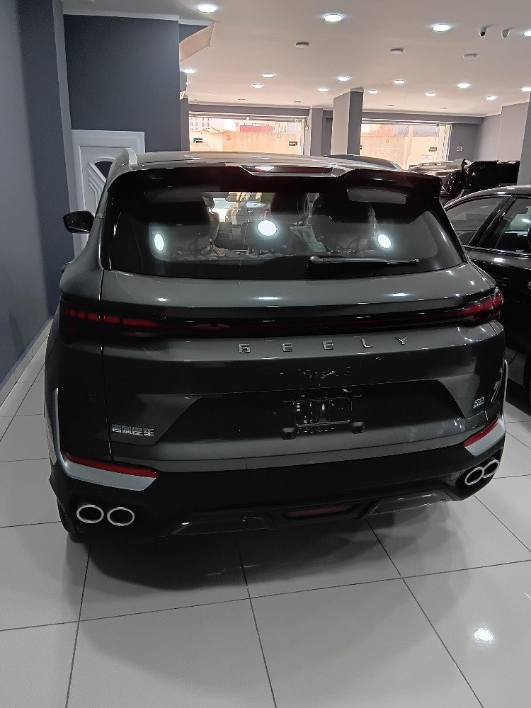 geely coolray - 5