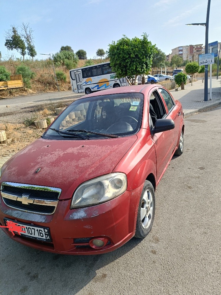 Chevrolet aveo 1.5  - 5