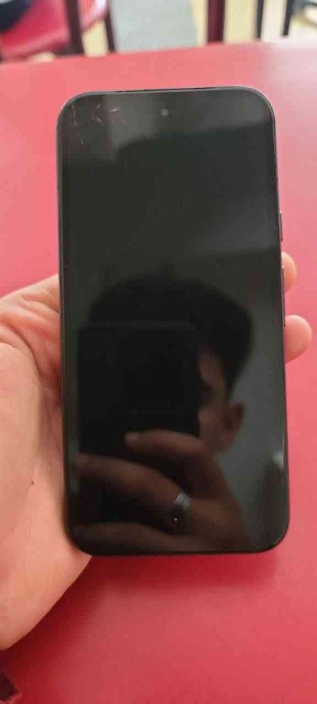 pixel 8a - 3