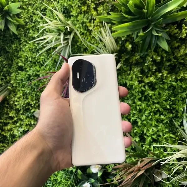 Honor 300 pro - 1
