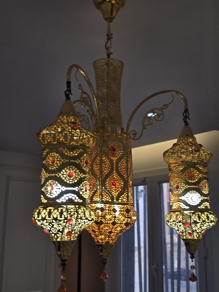 lustre - 1