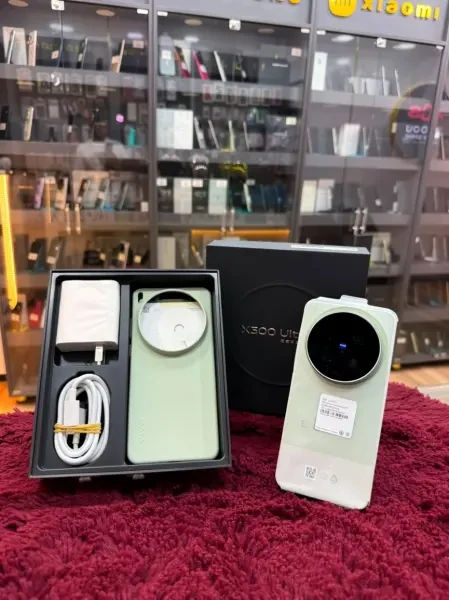Vivo X300 Ultra 16GB 512GB 2SIM - 1