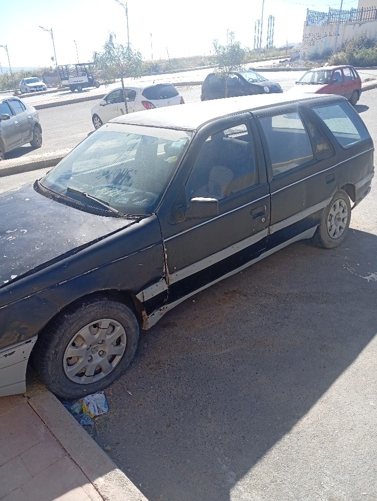 Peugeot 405  - 4