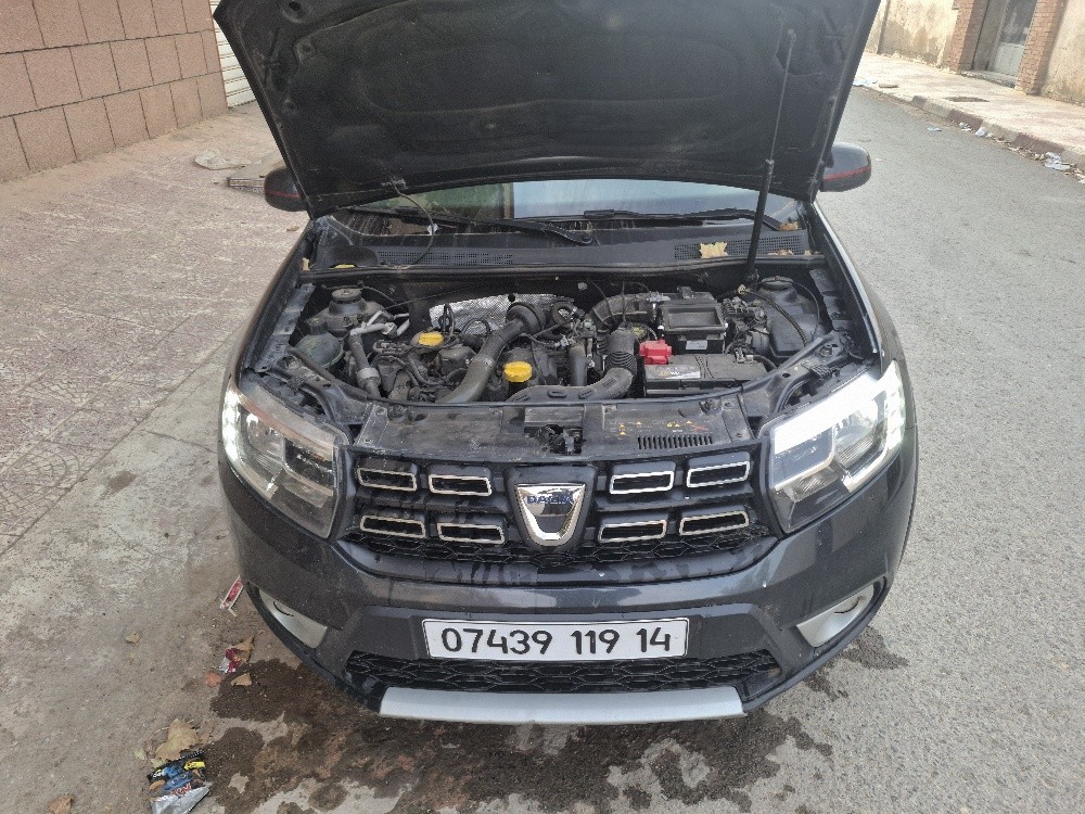 Dacia sandero - 2