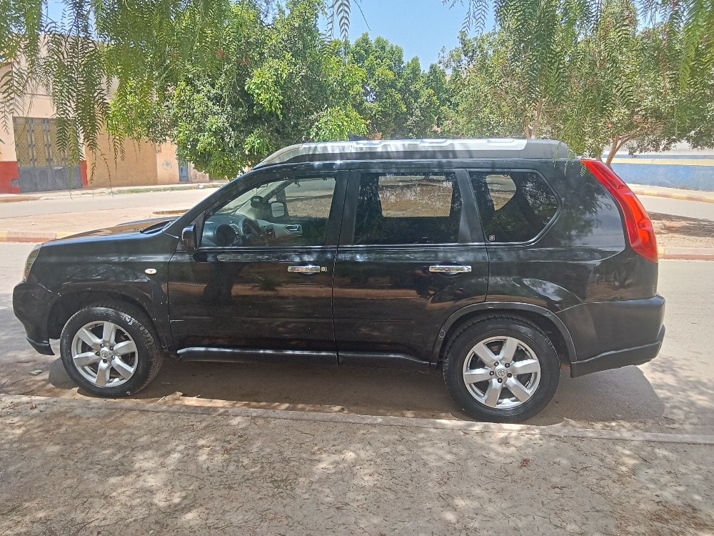 نيسان اكسترايل - 5
